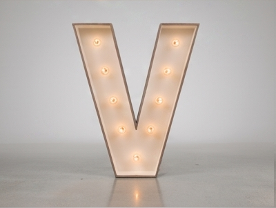 V